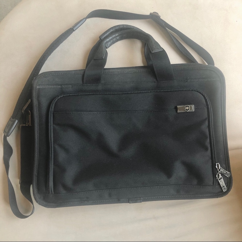 Victorinox Laptop Travel Briefcase by Swiss Army